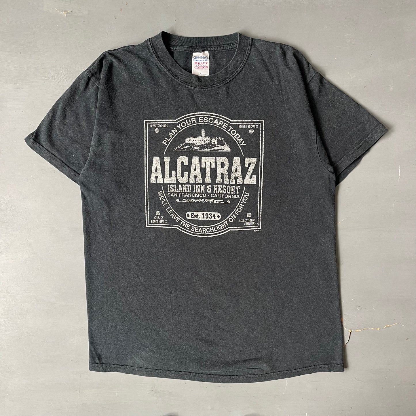 2000s Alcatraz plan your escape T-shirt (M)