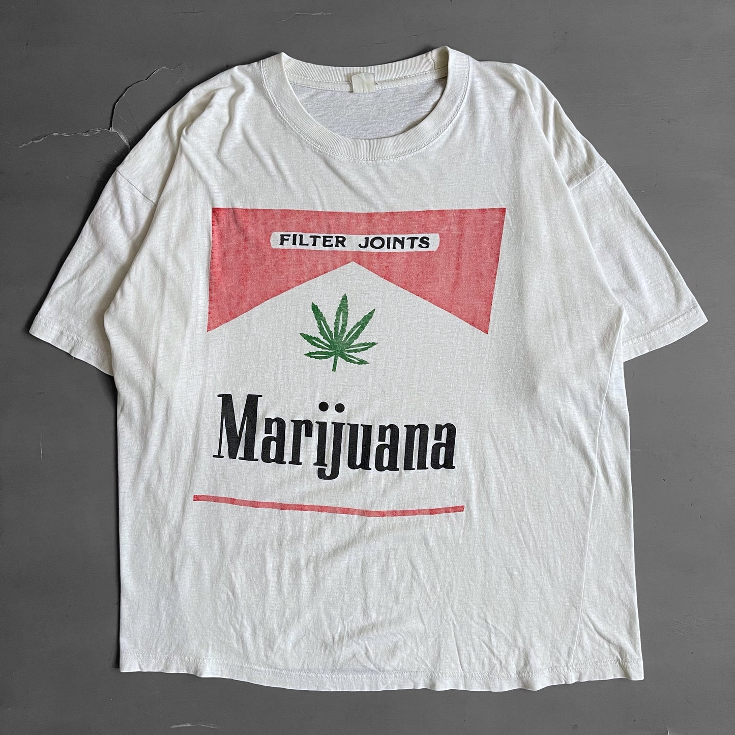 1980s Marijuana filter joints T-shirt (L)