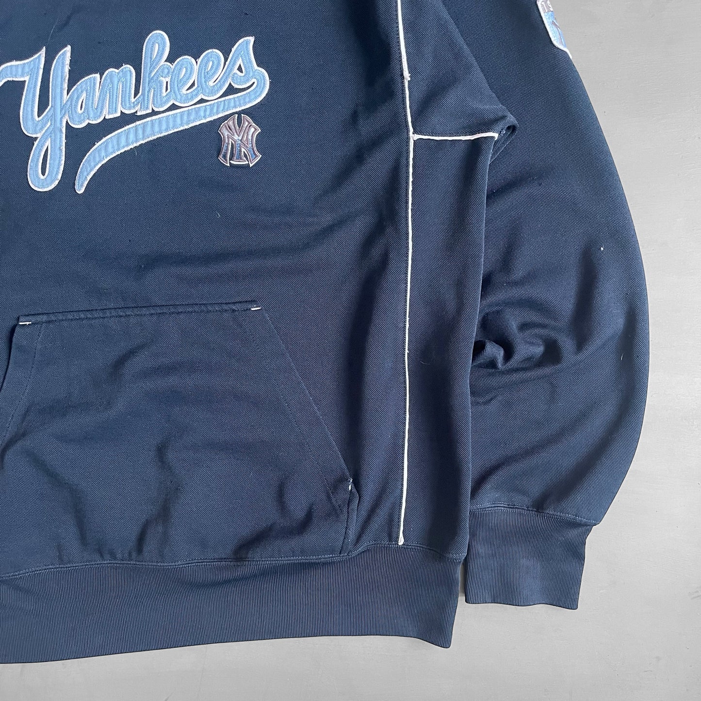 2000s New York Yankees hoodie (L/XL)