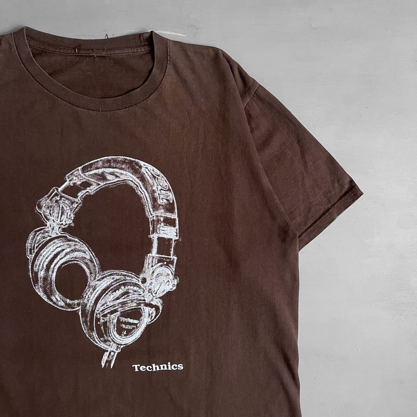 2000s Technics headphones T-shirt (L)