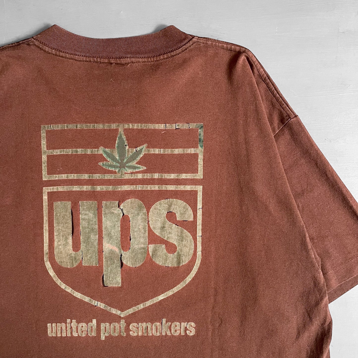 1990s UPS United pot smokers T-shirt (L)