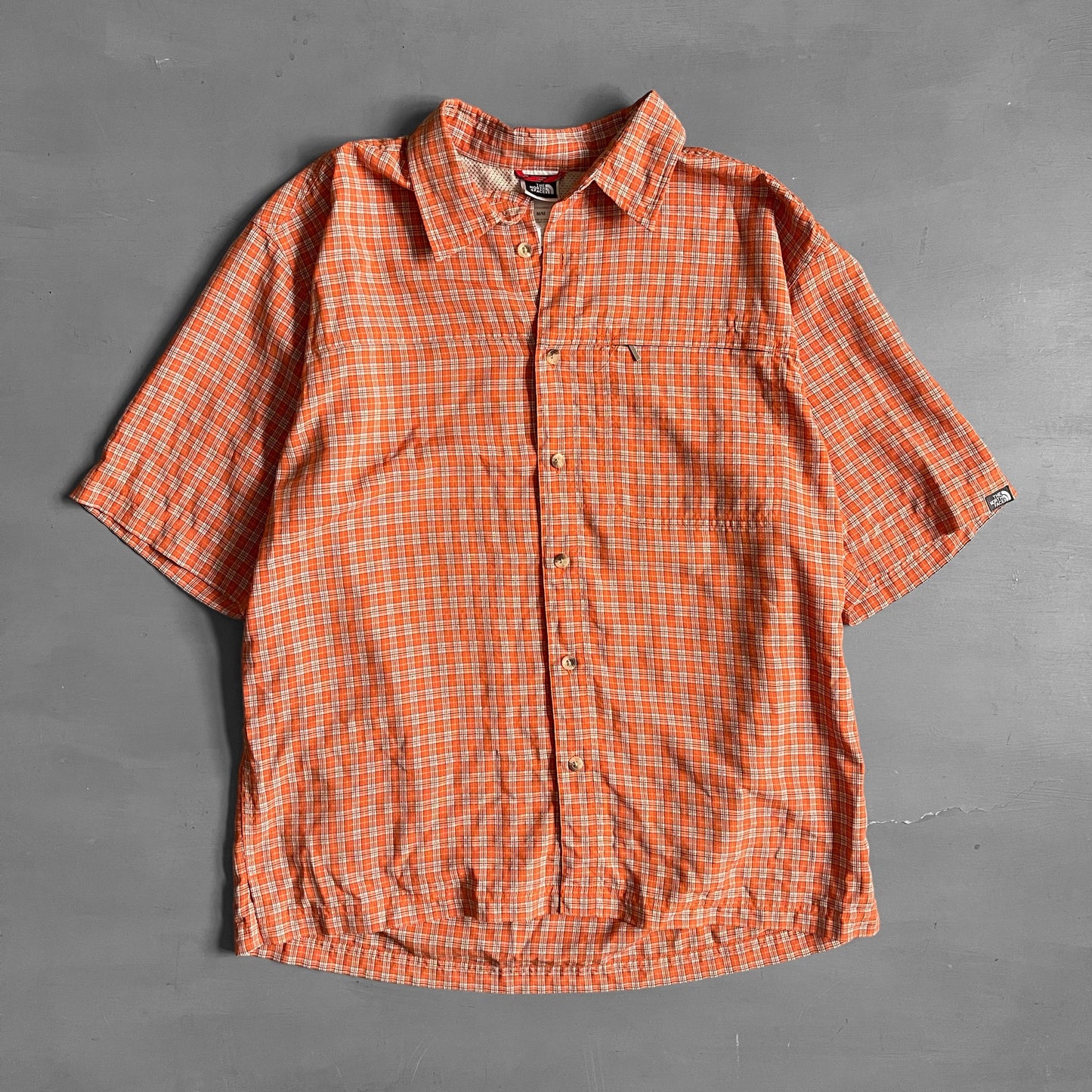 Early 2000 North face short sleeve shirt (L)