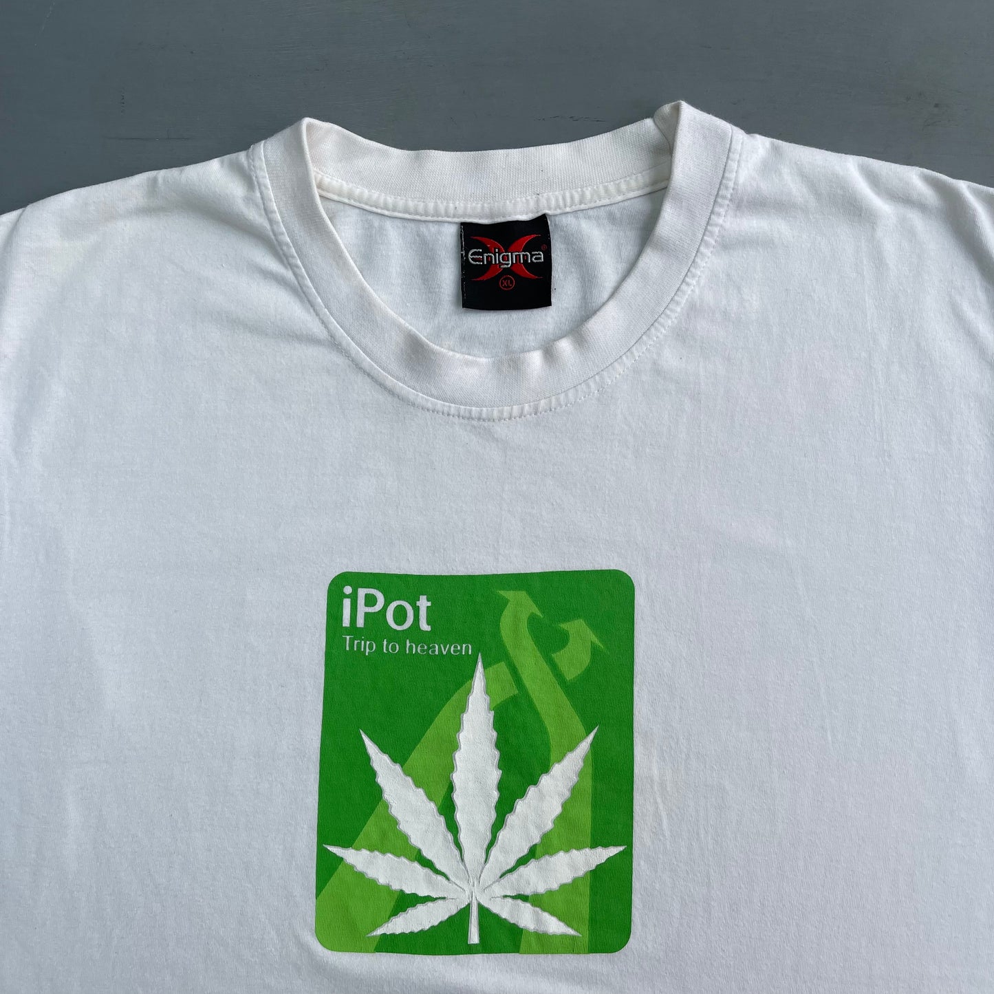 2000s iPot trip to heaven T-shirt (L/XL)