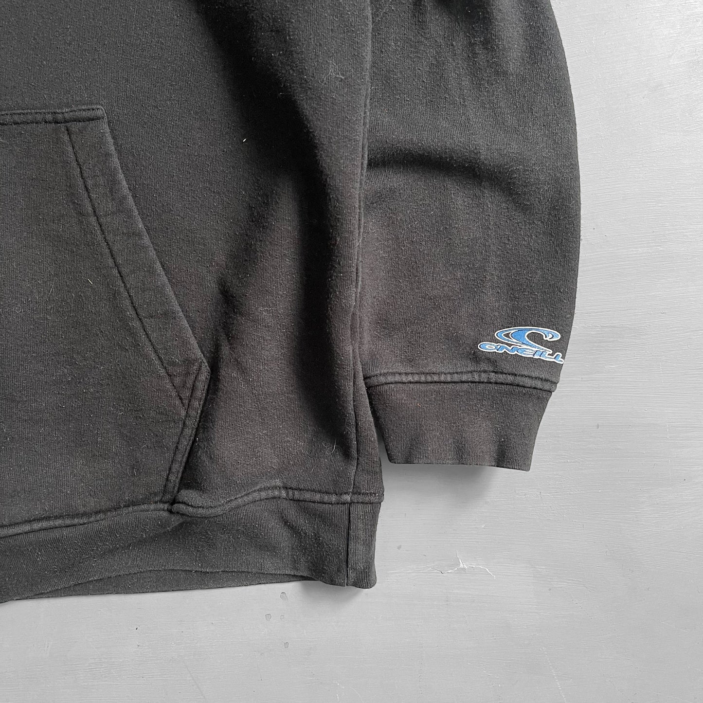 2000s O’Neill hoodie (M)