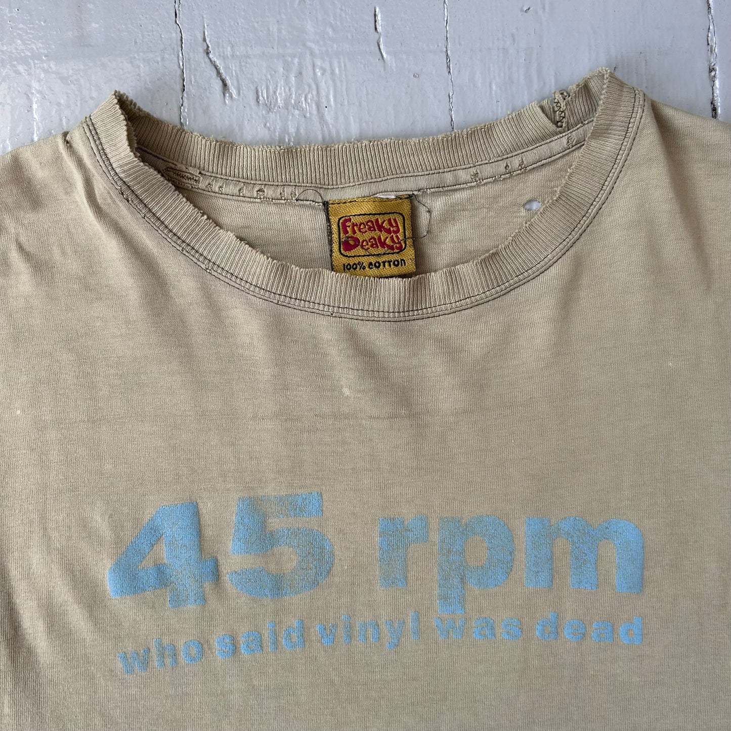 Early 2000s 45 rpm T-shirt (L)