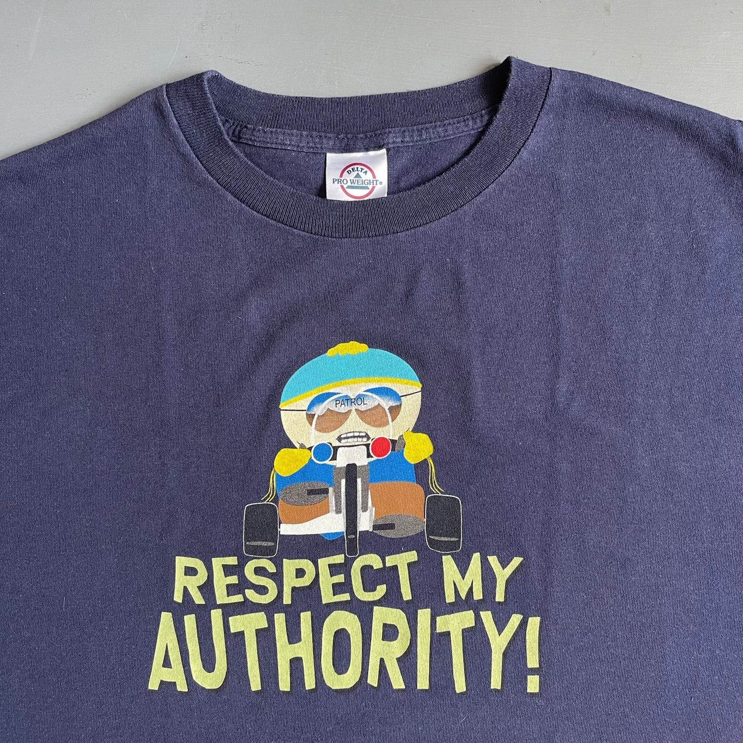 1990s South Park respect my authority T-shirt (L)