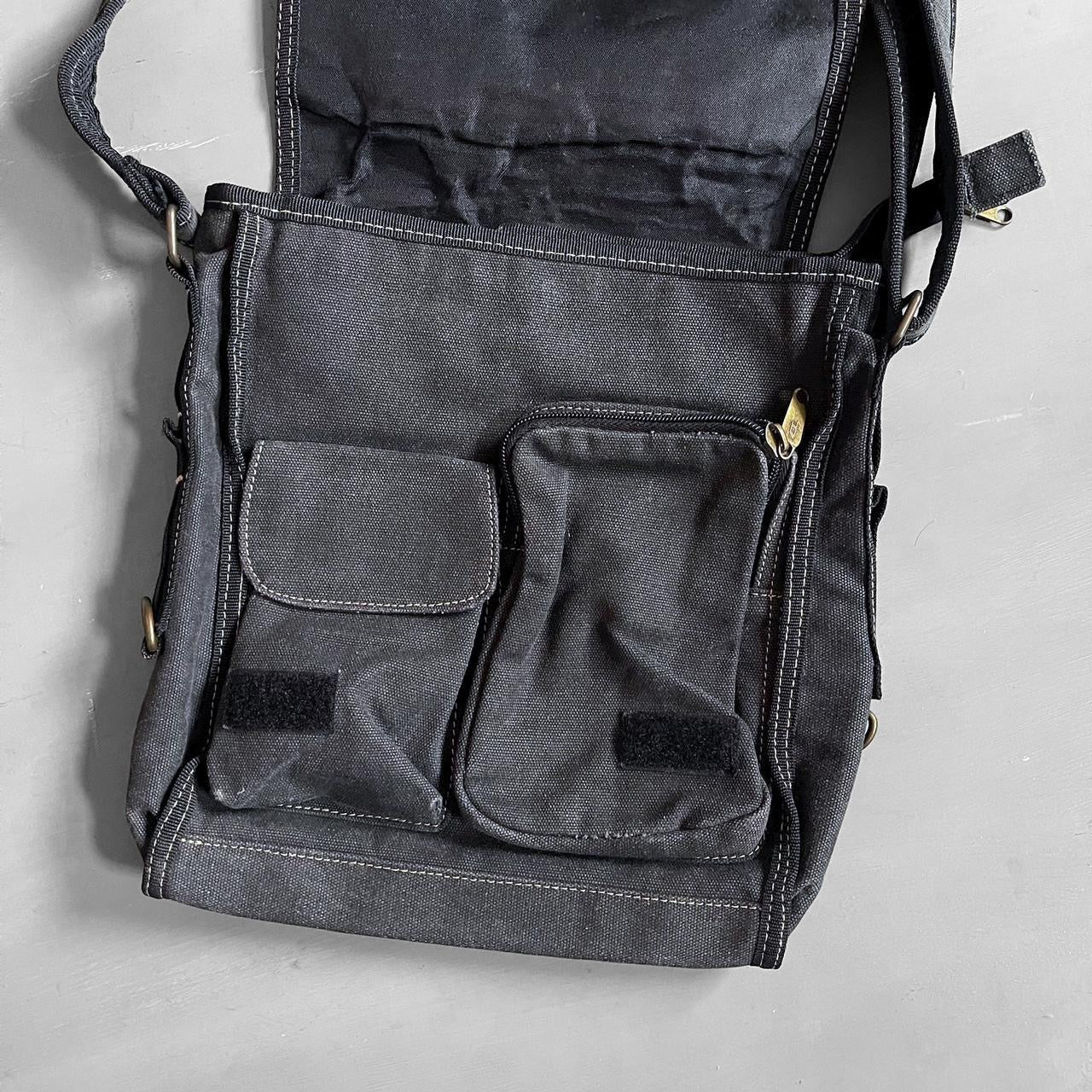 2000s Diesel spare parts bag