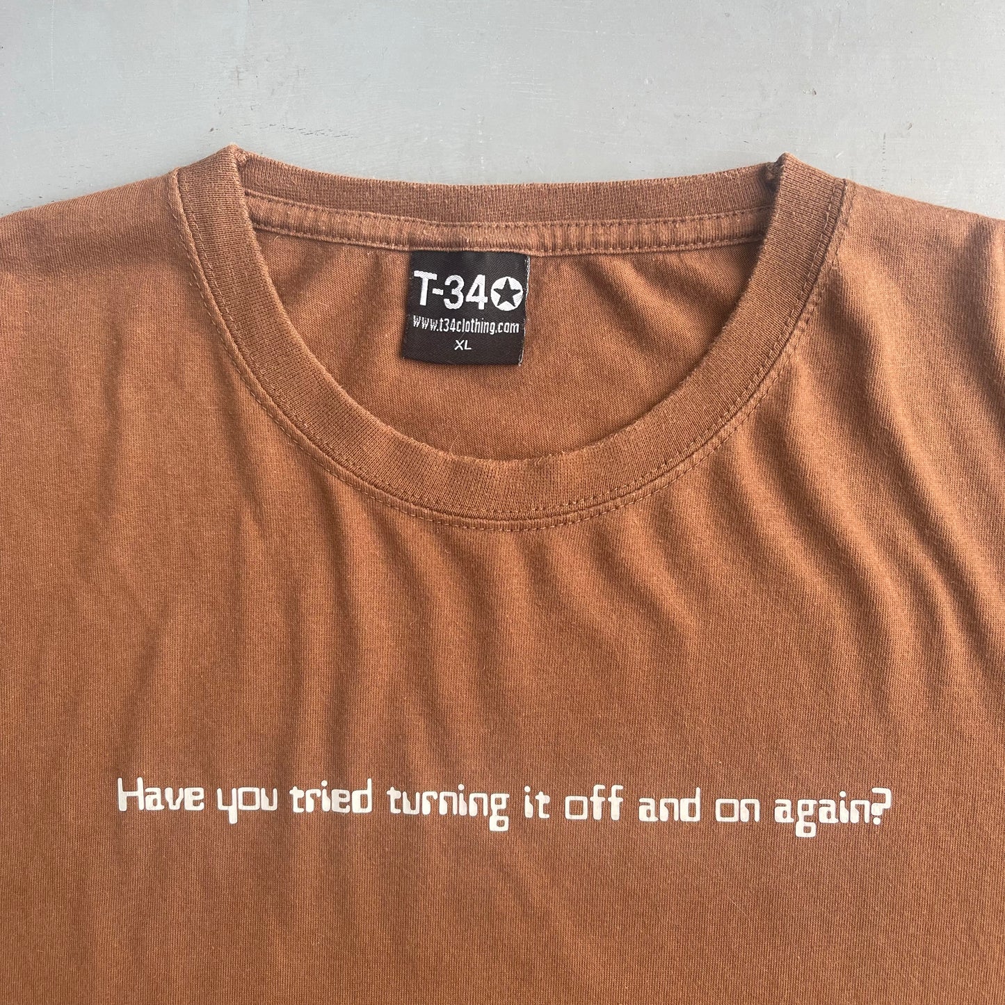 2000s Have you tried turning it on and off again? Slogan T-Shirt (L/XL)