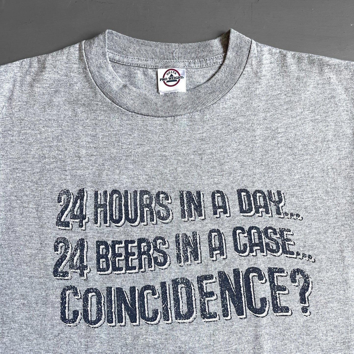 1990s 24 beers in a case coincidence T-shirt (M)