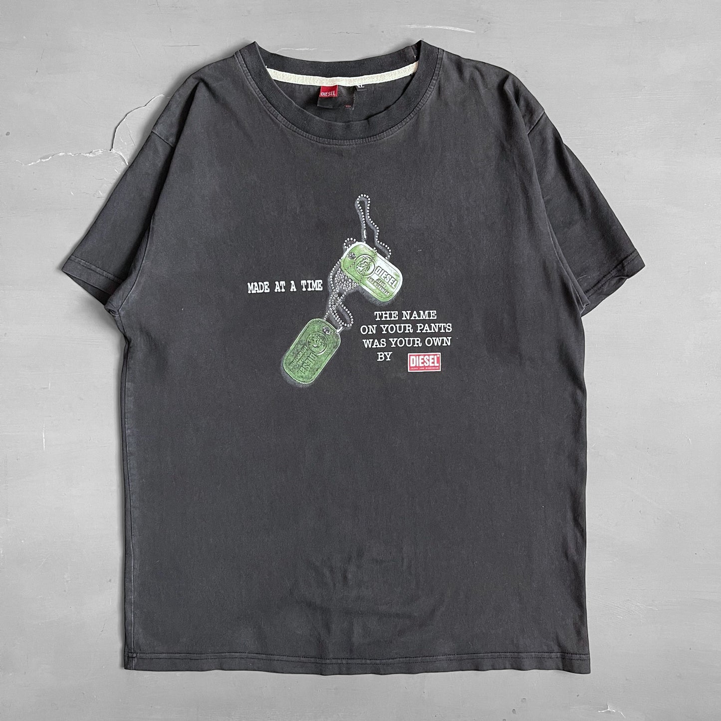 2000s DIESEL tag T-shirt (L)