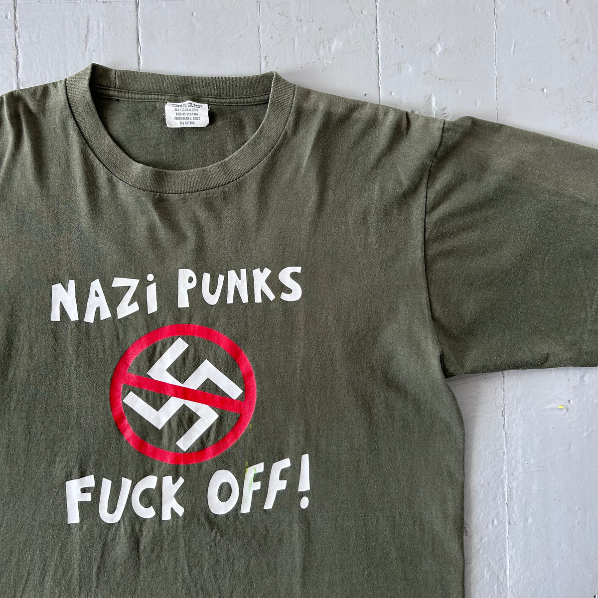 1990s Nazi Punks F**k off T-shirt (L)