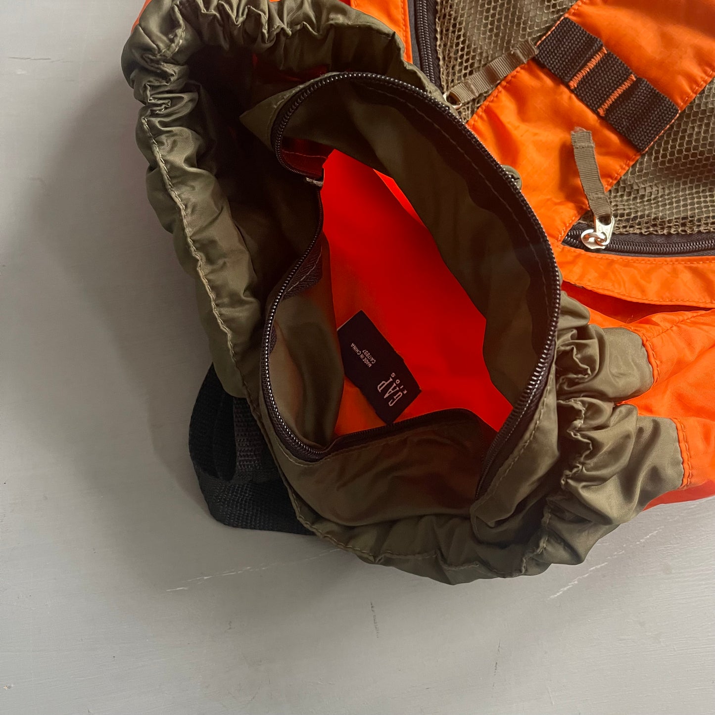 1990s GAP technical utility bag pack