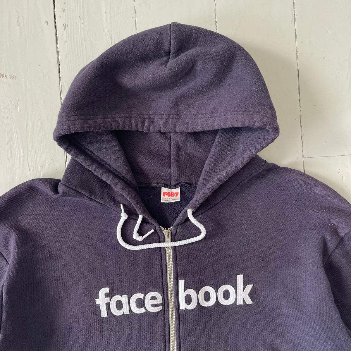 Early 2000s Facebook hoodie (XL)