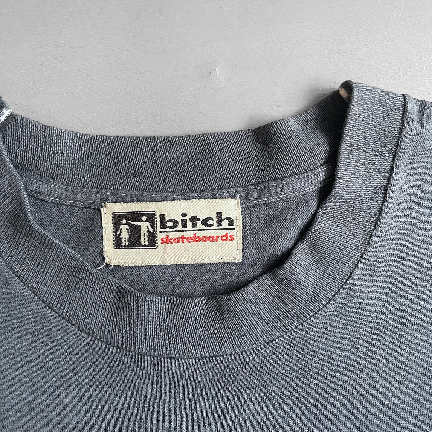 1990s BITCH skateboards T-shirt (L)