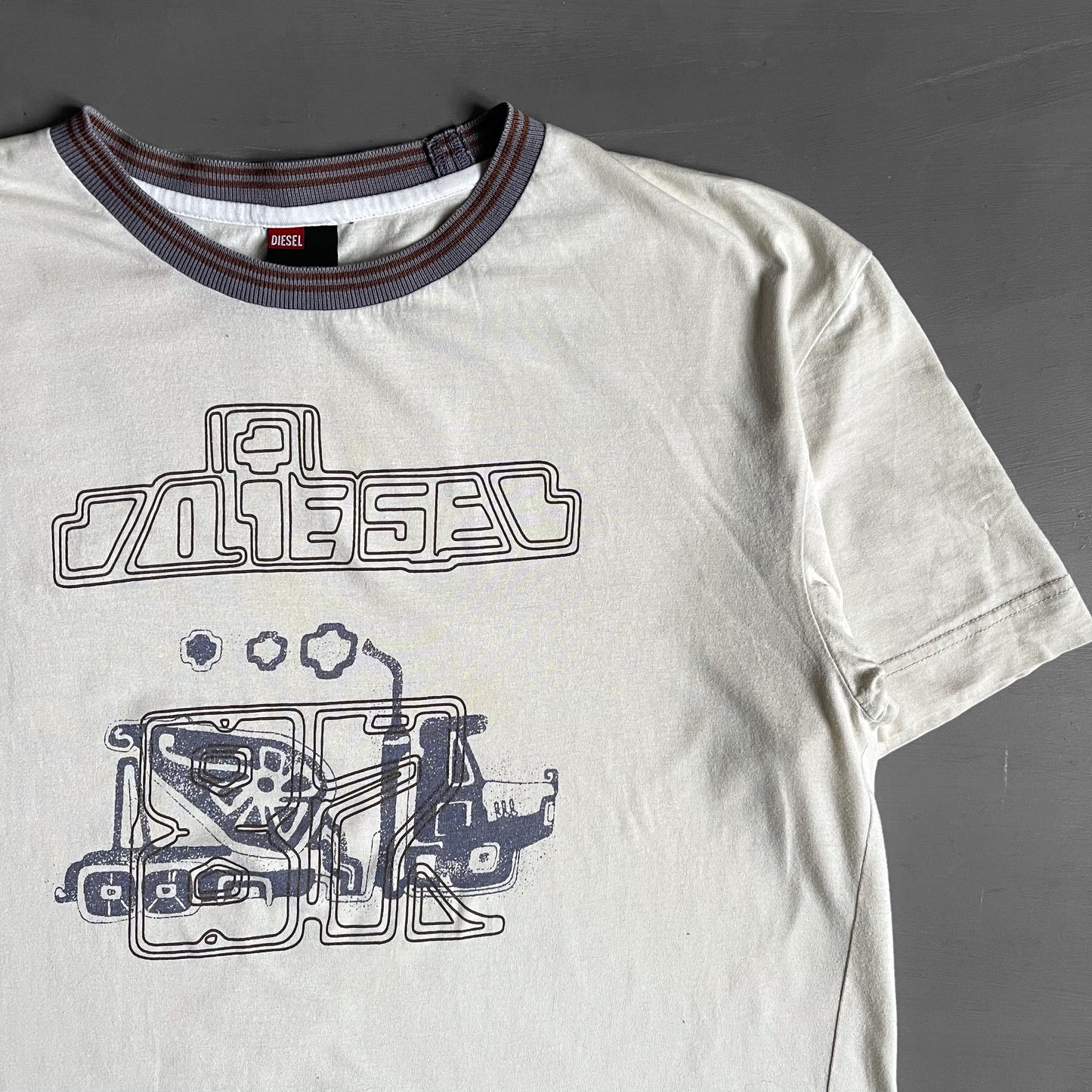 Early 2000 Diesel truck T-Shirt (M)