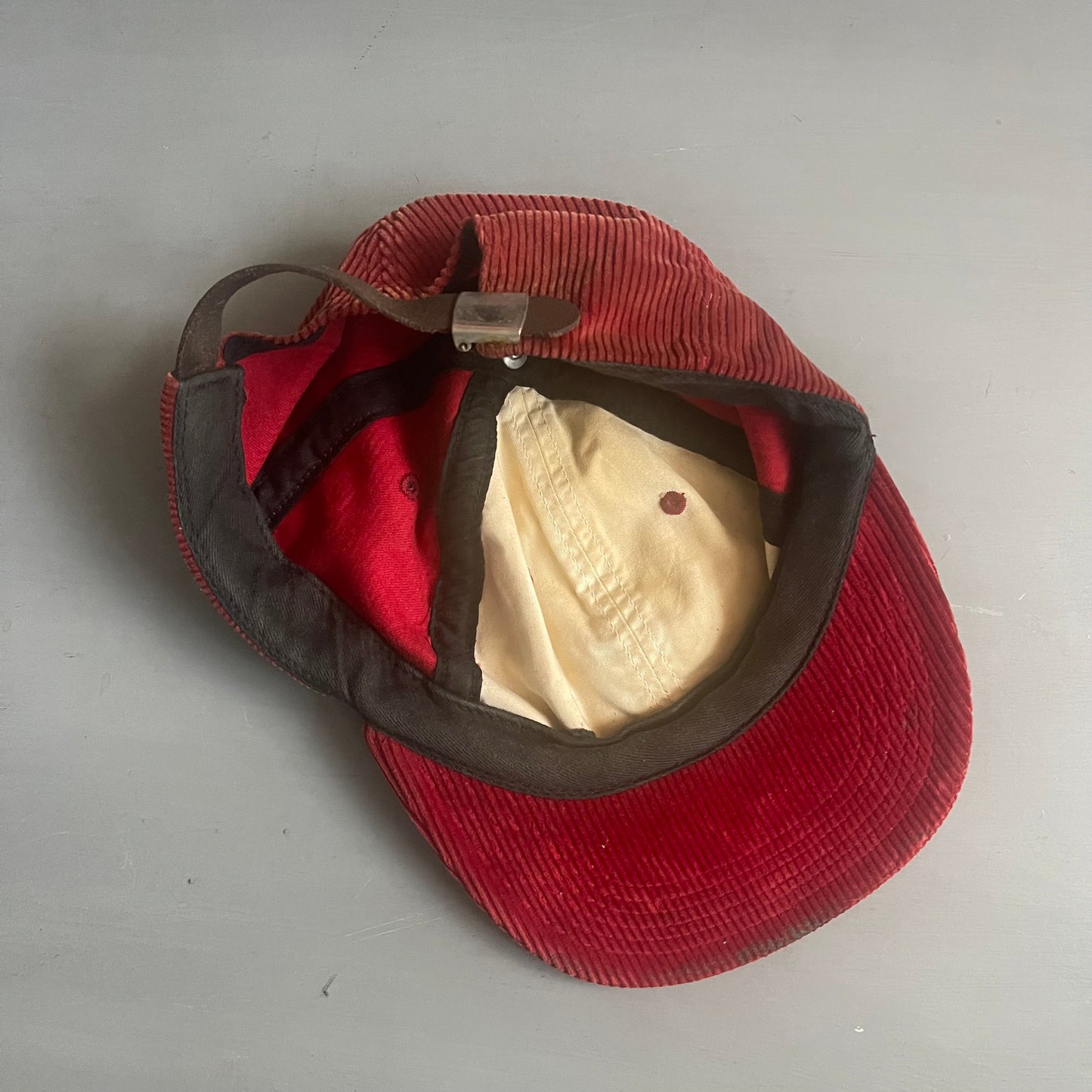 2000s Supreme New York corduroy cap