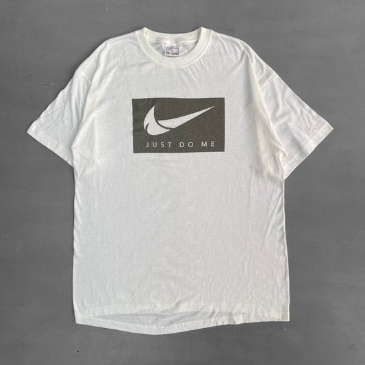 2000s Just do me parody T-shirt (L)