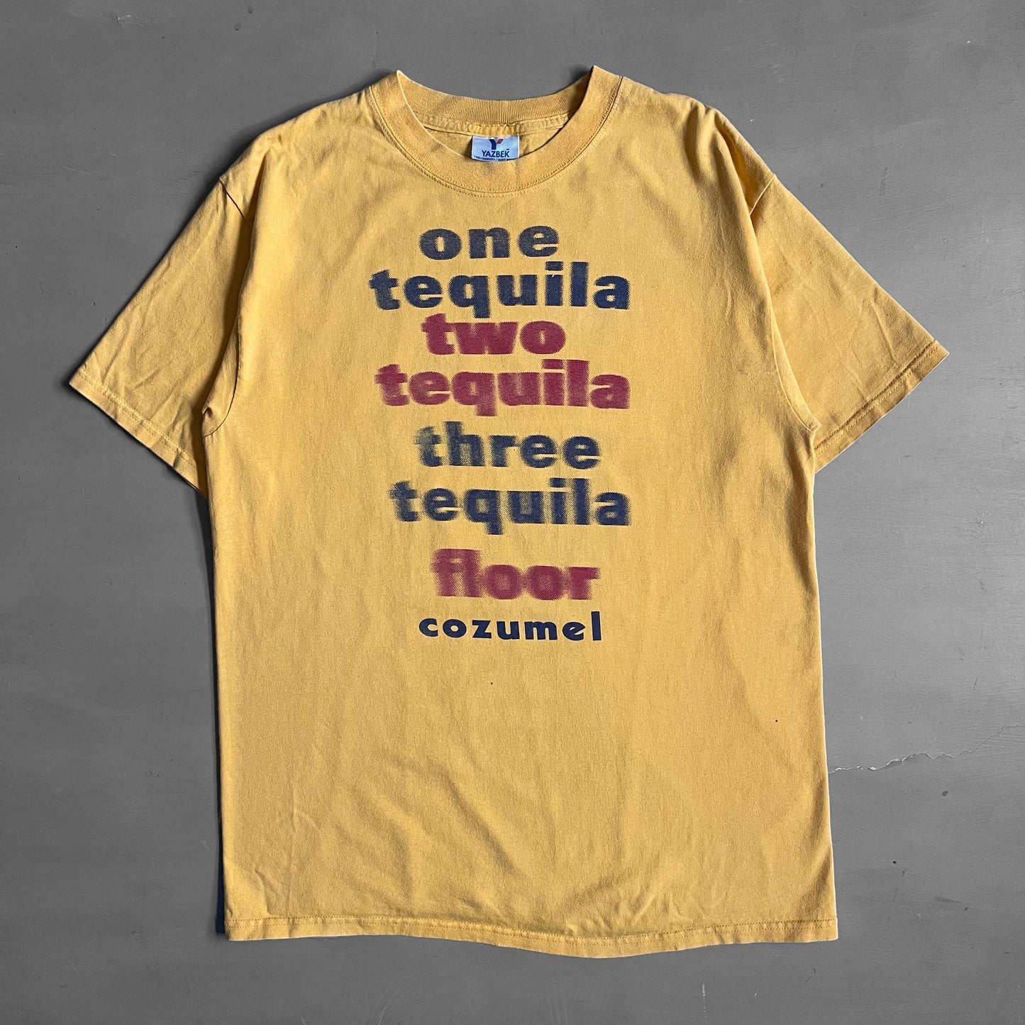 Early 2000 One Tequila two … T-shirt (M/L)