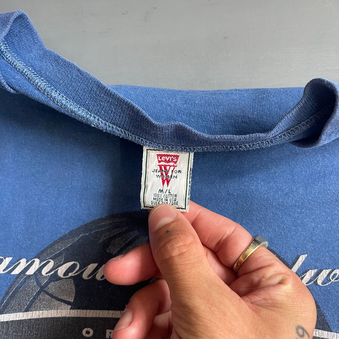 1990s Levi’s T-shirt (L/XL)