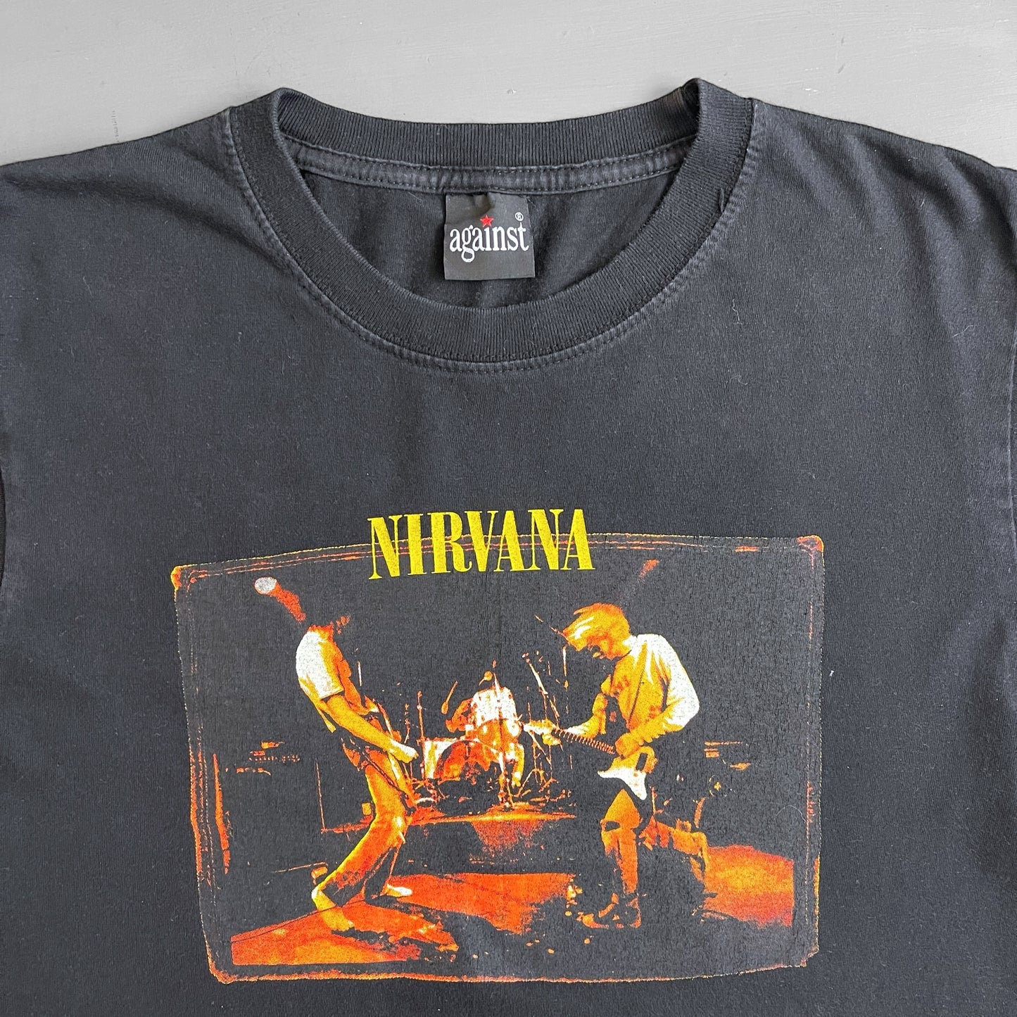 2004 Nirvana from the muddy banks of the wishka T-shirt (M)