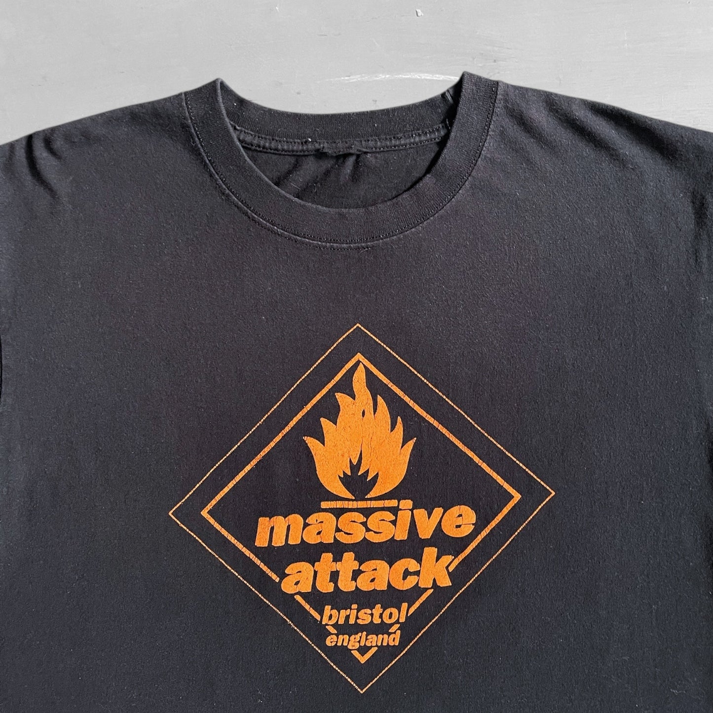 Early 2000s Massive Attack T-shirt (L)