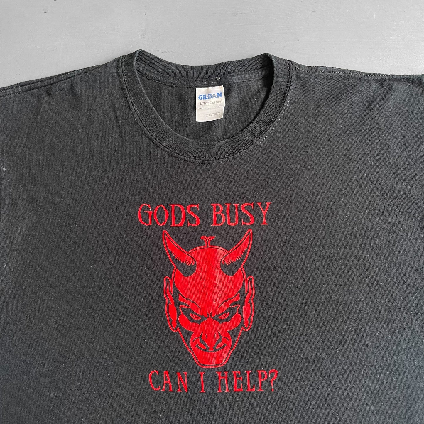 2000s Gods busy can I help? T-shirt (L)