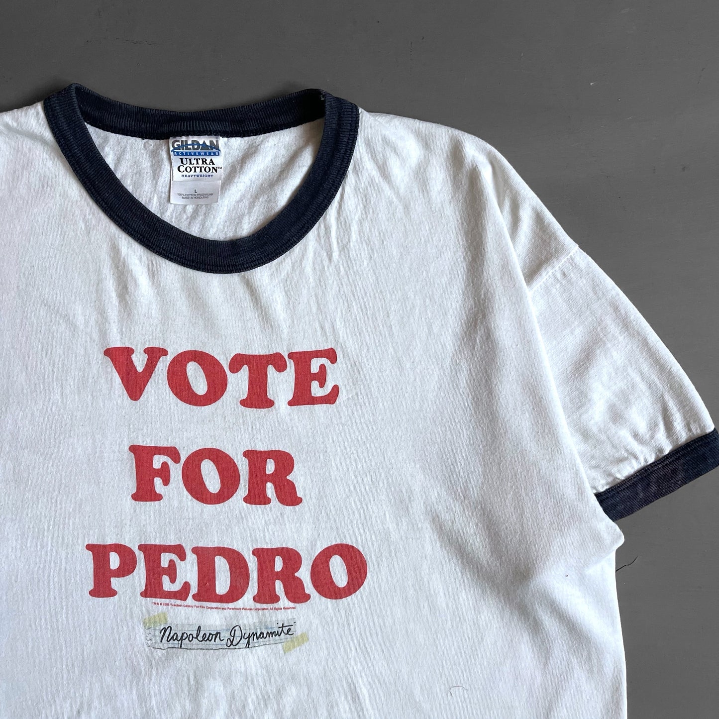 2005 Napoleon Dynamite vote for Pedro ringer T-shirt (L)