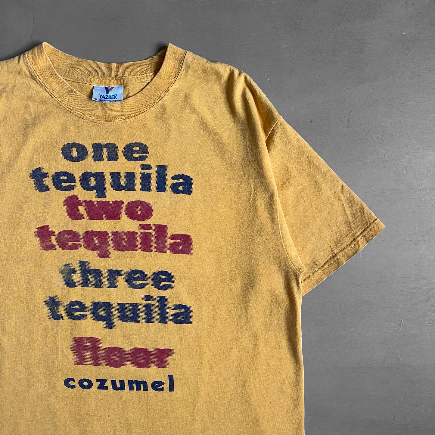 Early 2000 One Tequila two … T-shirt (M/L)