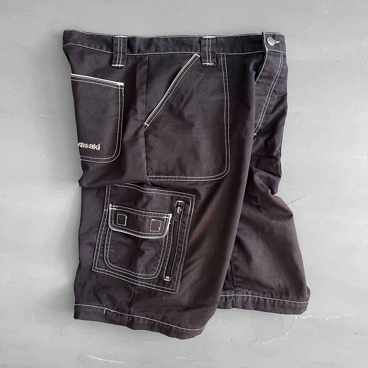 2000s Kawasaki shorts (34 waist)