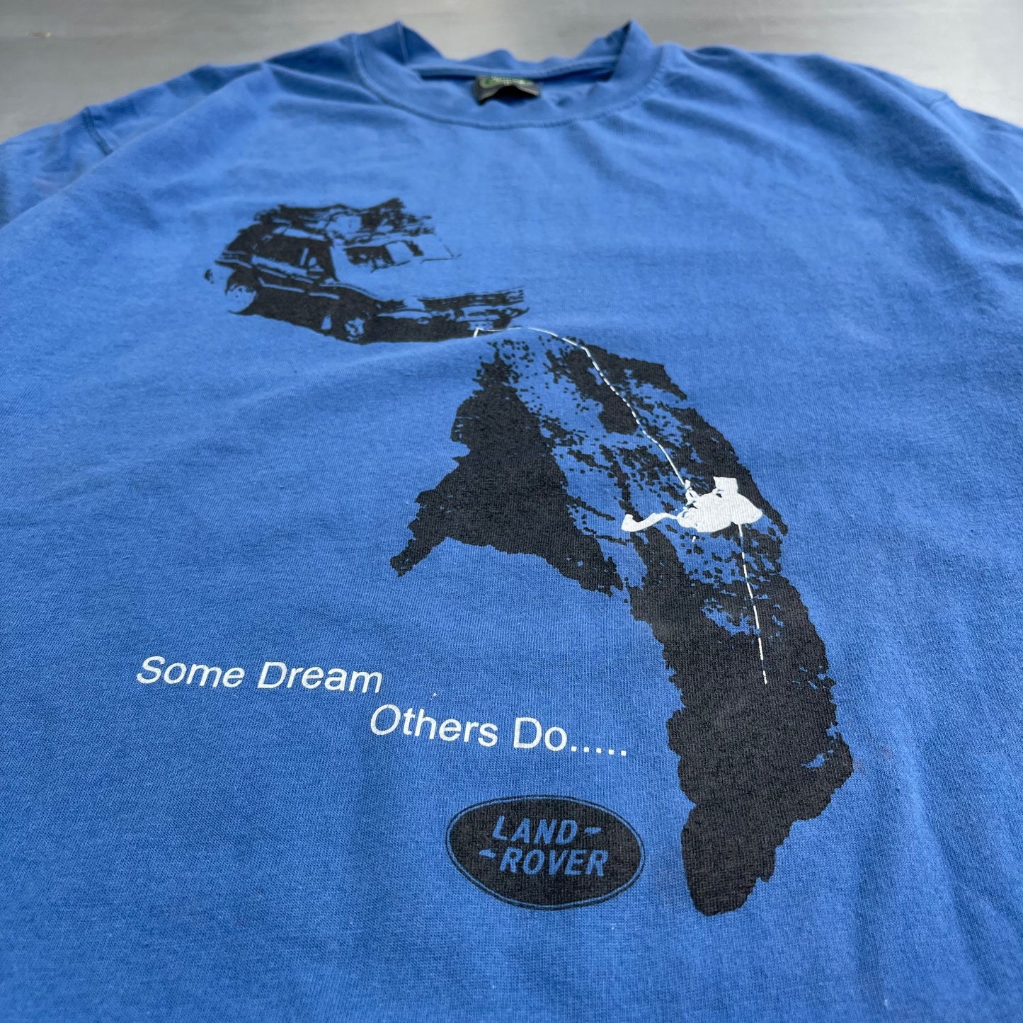 Early 2000s Land Rover some dream others do T-Shirt (M/L)