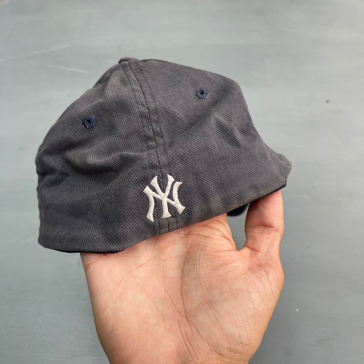 Early 2000s Nike New York cap