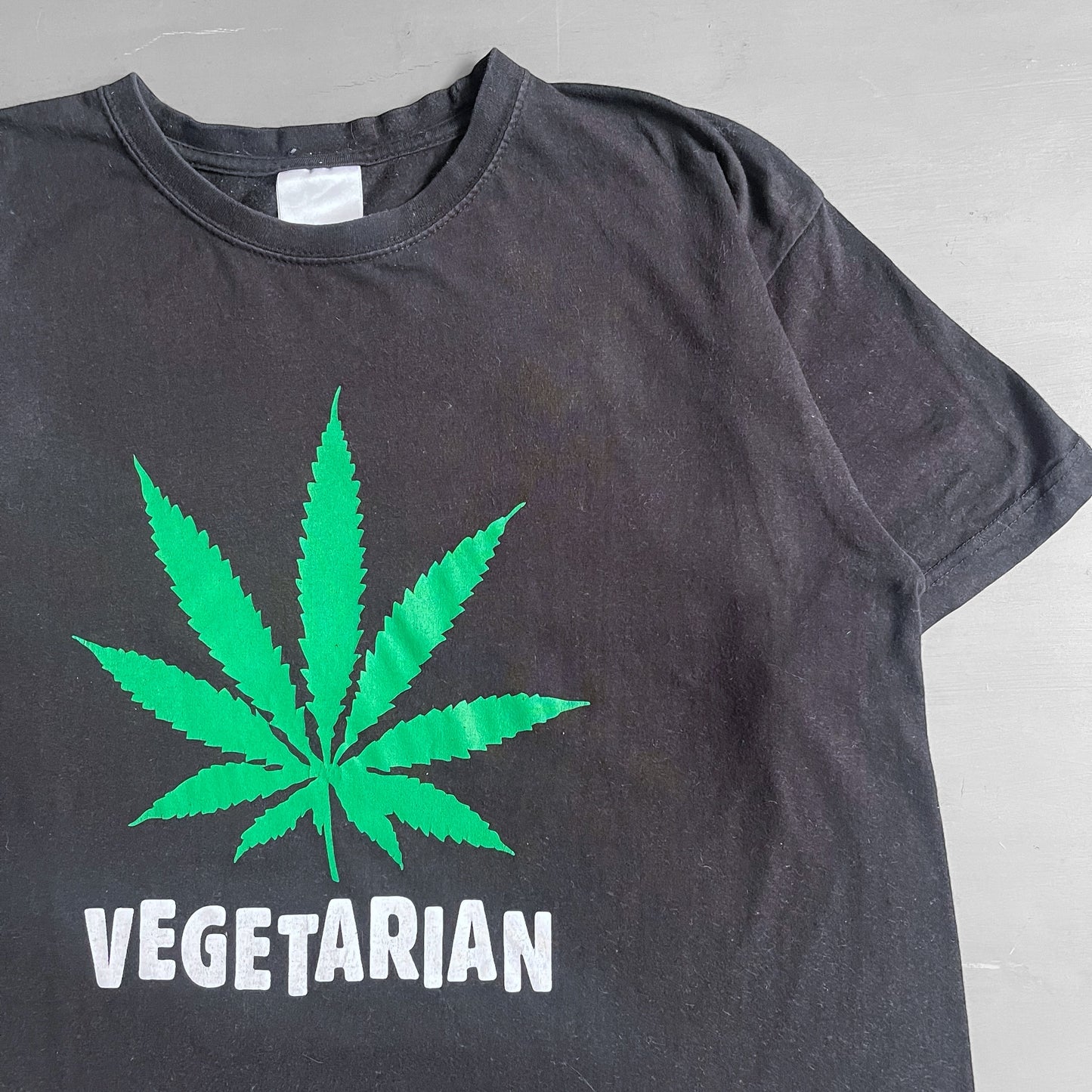 2000s vegetarian T-shirt (M)