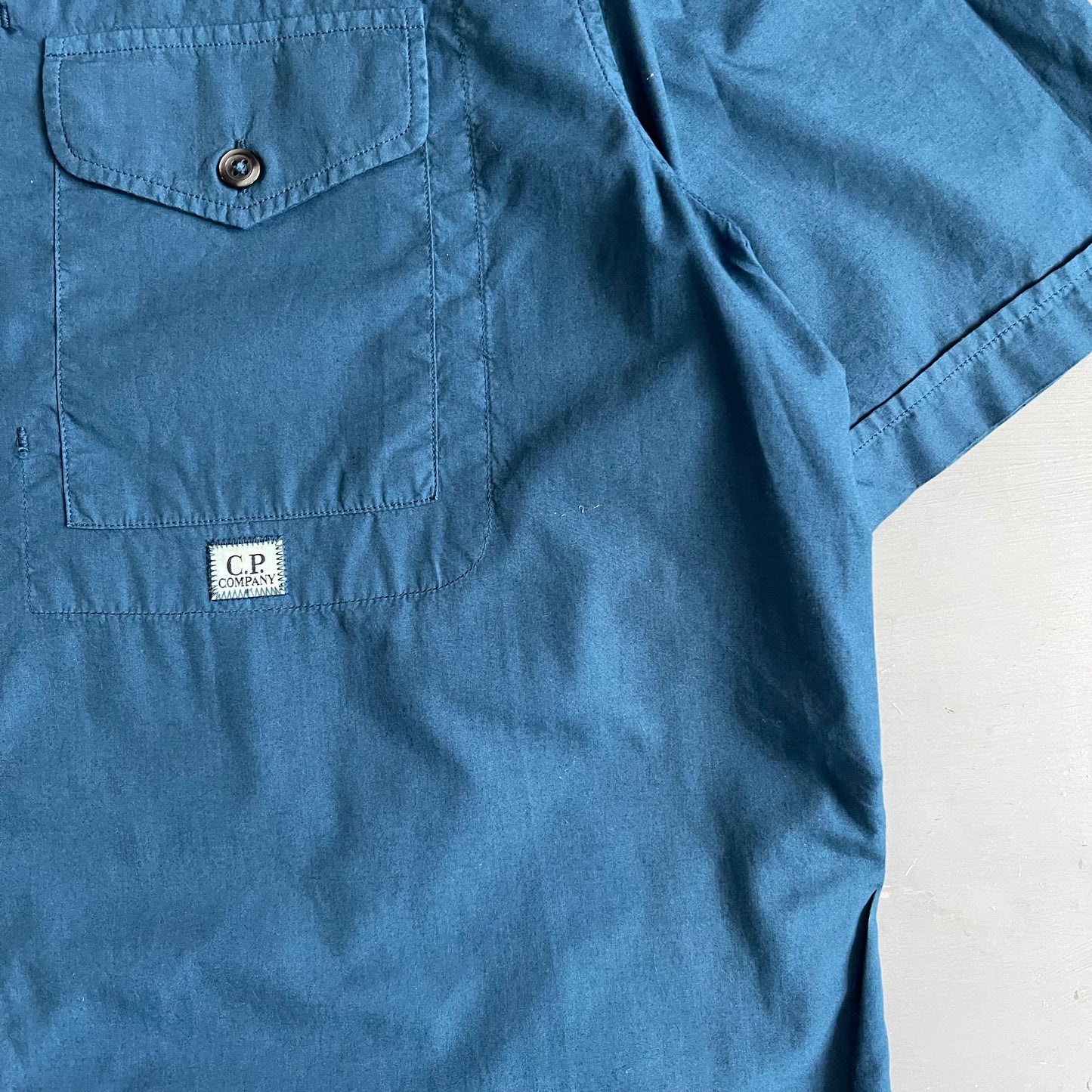 2000s CP Company shirt (M/L)