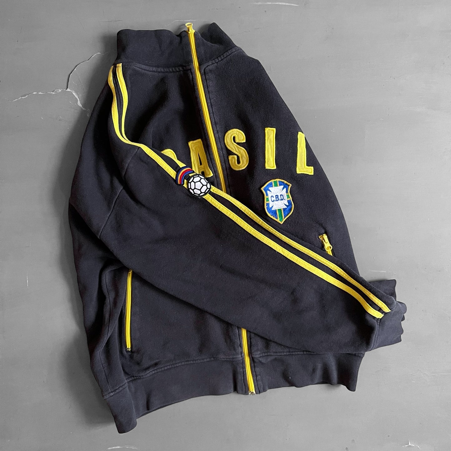 2000s Brasil track jacket (M/L)
