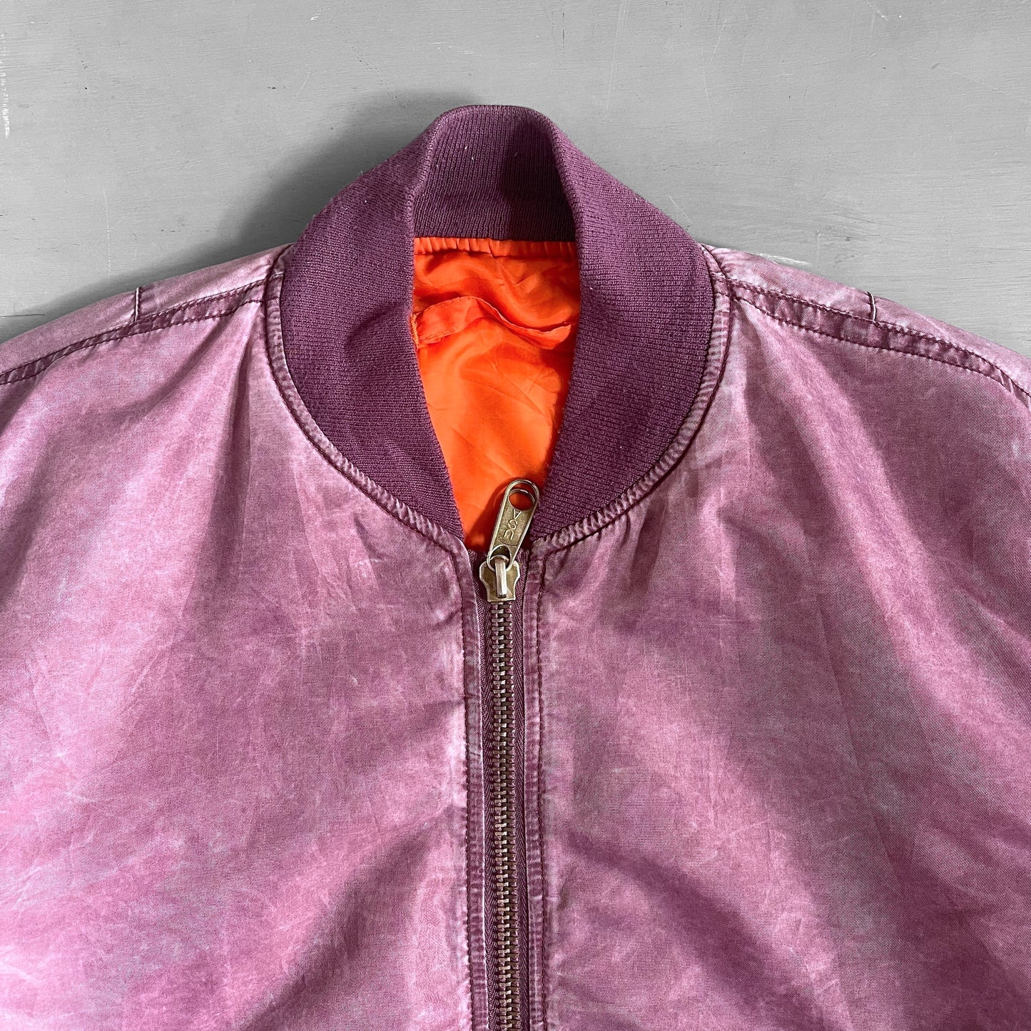 1990s sun faded bomber jacket (L)