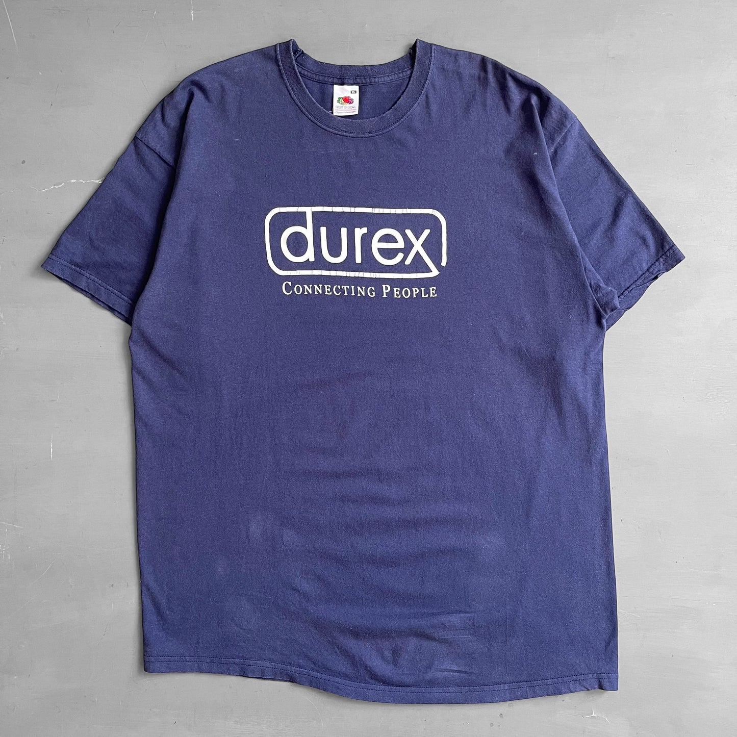 2000s Durex connecting people T-shirt (L/XL)