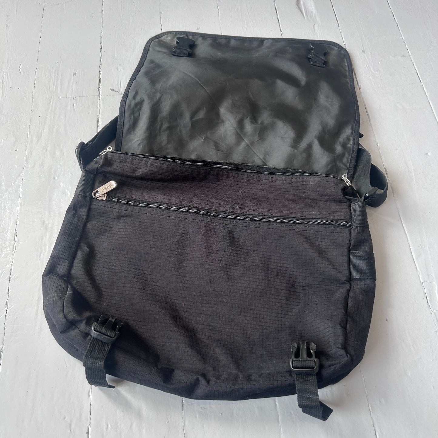 2000s JEEP messenger bag