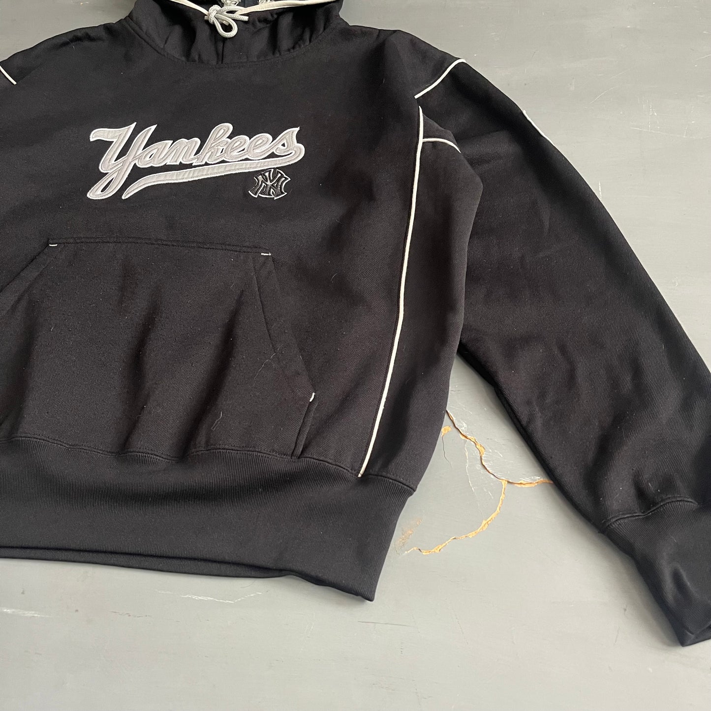 2000s New York Yankees hoodie (L)