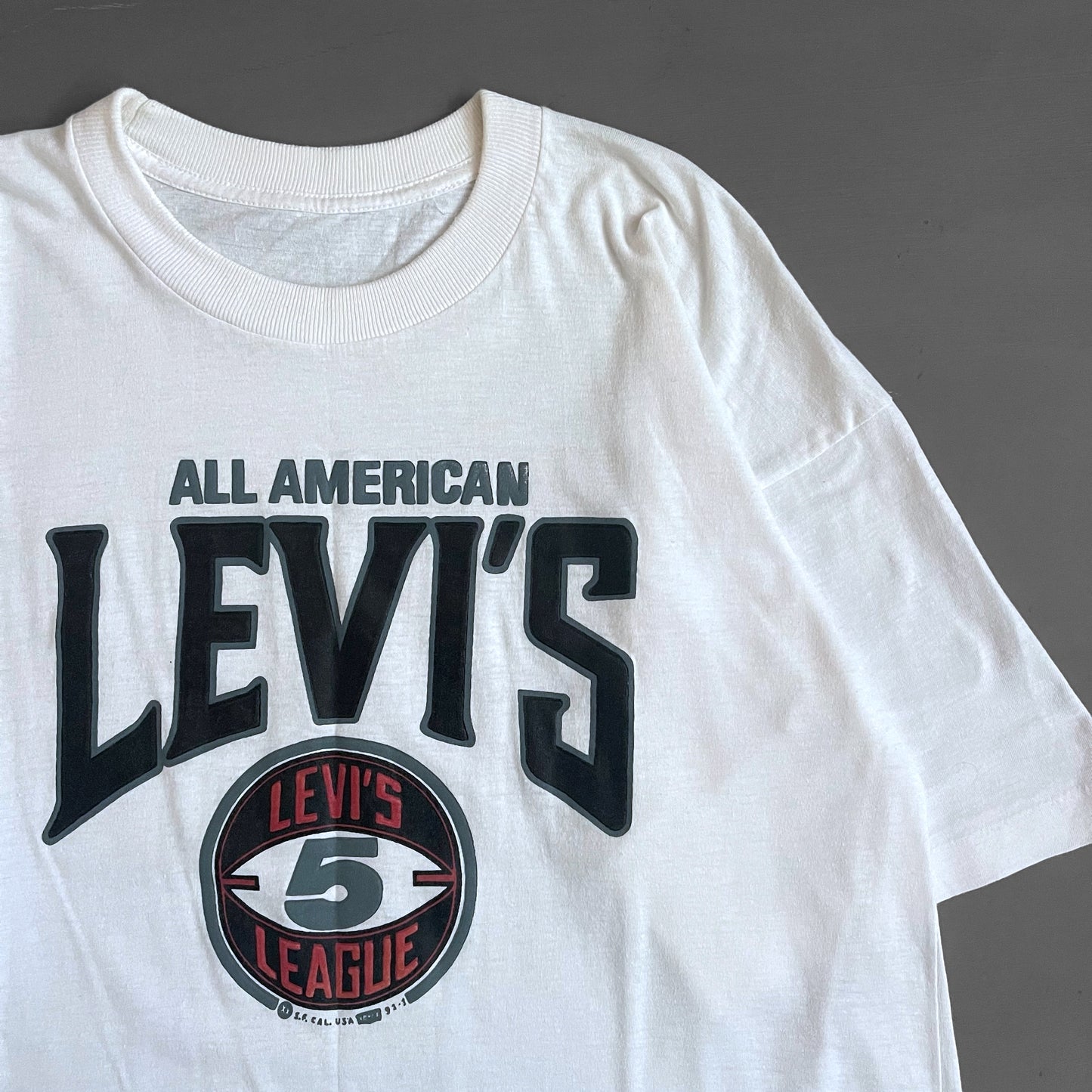 1991 Levi’s T-shirt (L)