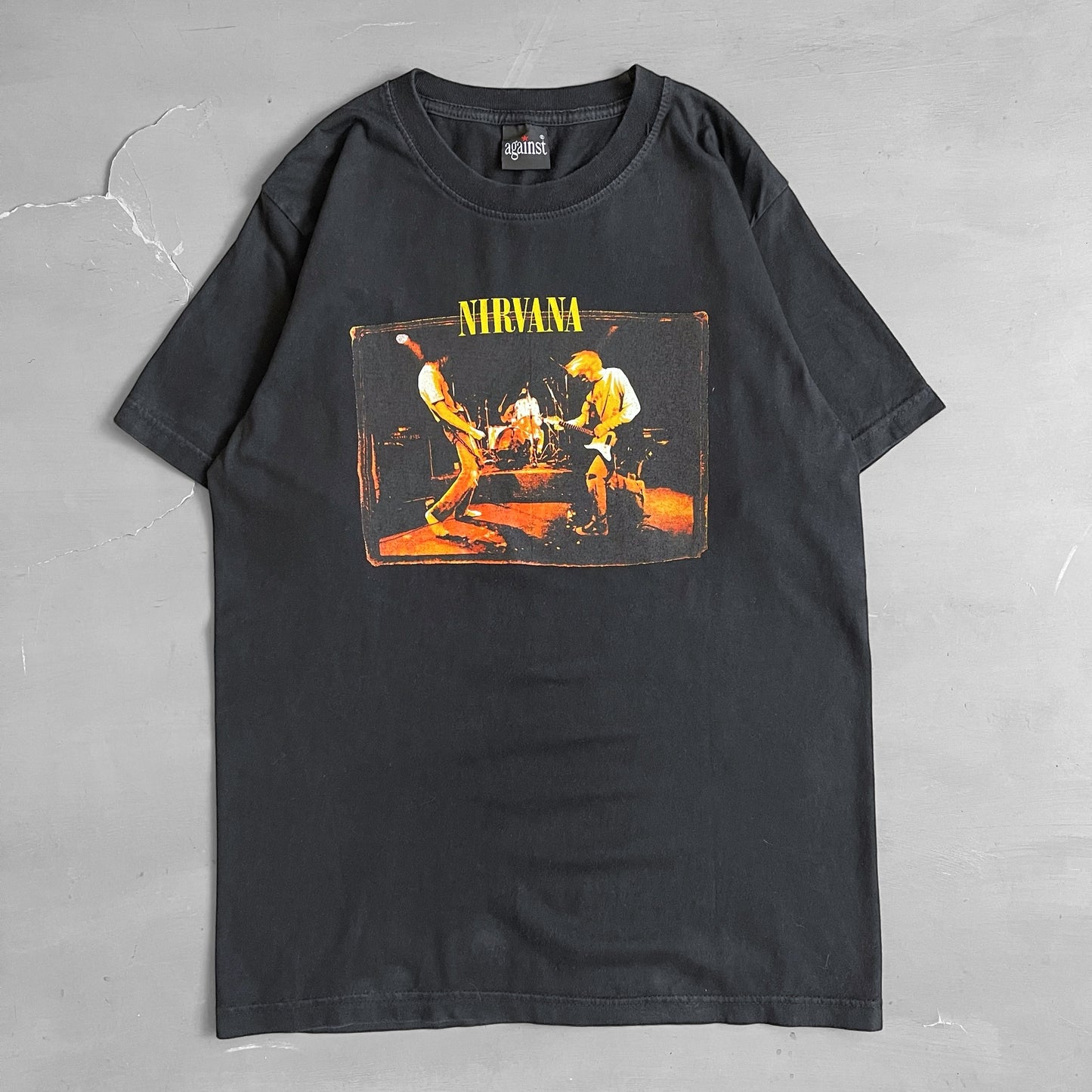 2004 Nirvana from the muddy banks of the wishka T-shirt (M)