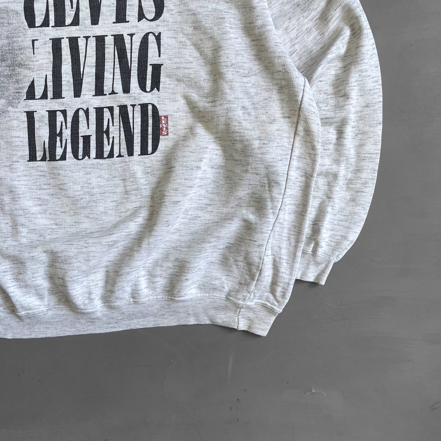 1990s Levi’s living legend sweatshirt (L/XL)