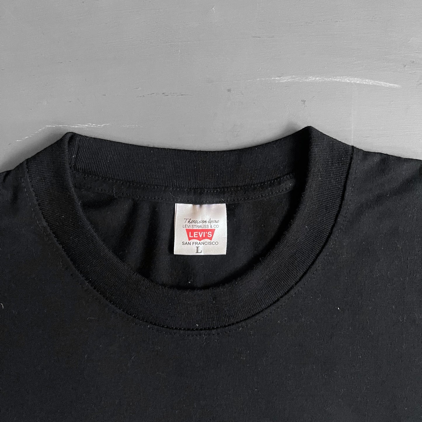 1990s Levi’s 501 T-shirt (L)