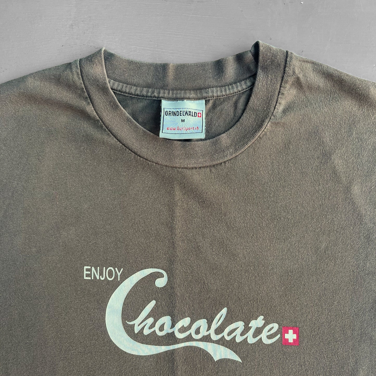 Early 2000s enjoy Chocolate T-Shirt (M)