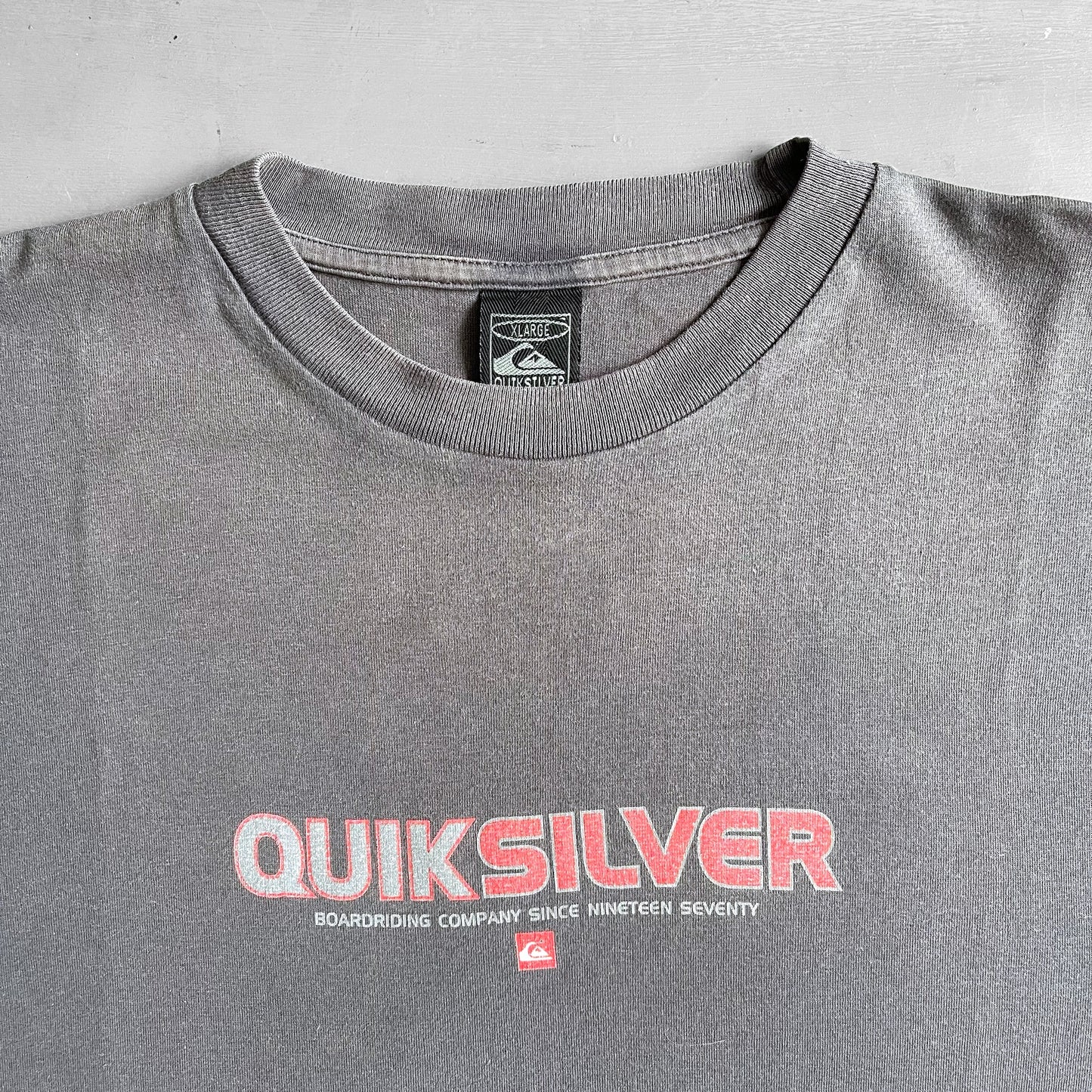 2000s Quiksilver boarding company T-shirt (XL)