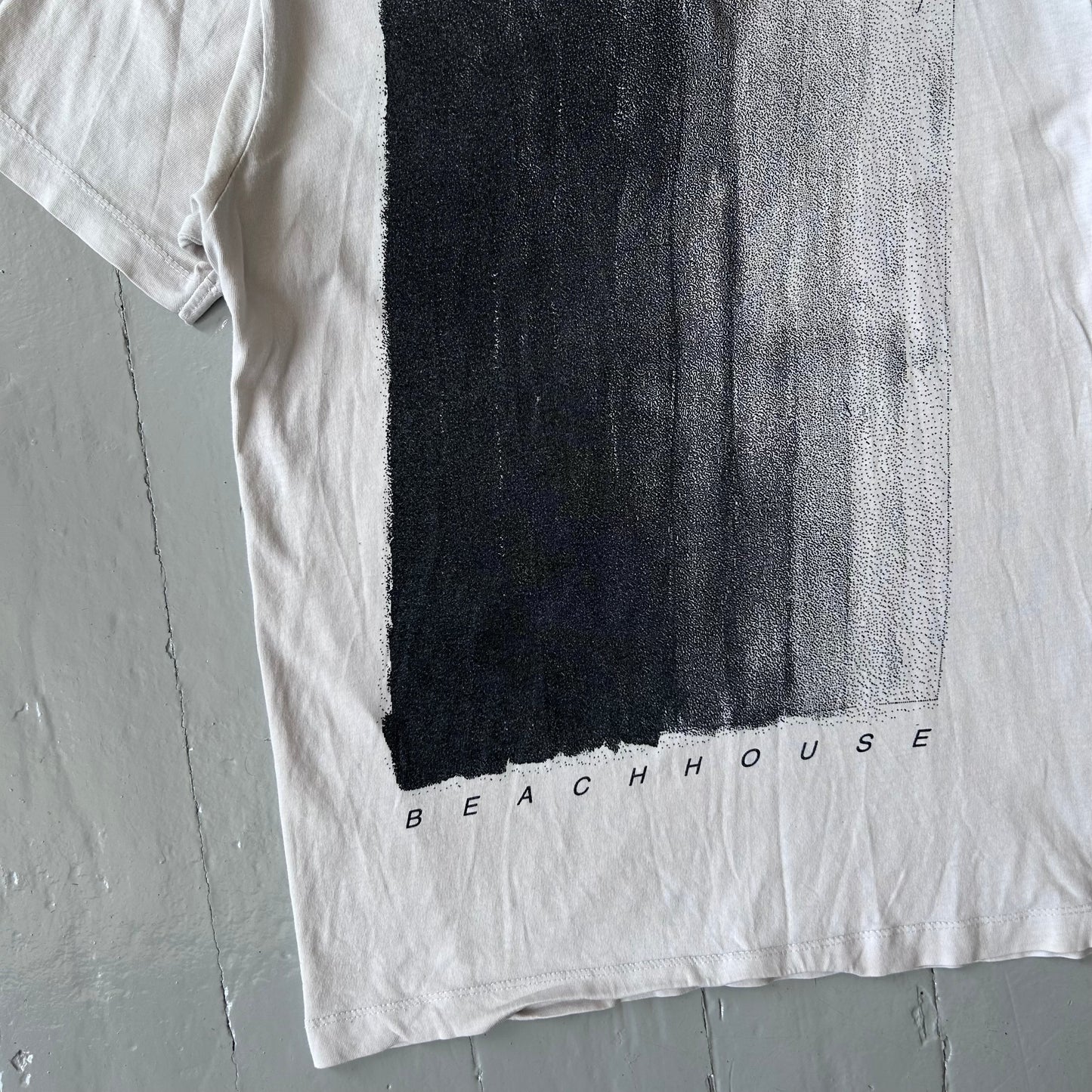 2000s Beachhouse T-shirt (S/M)