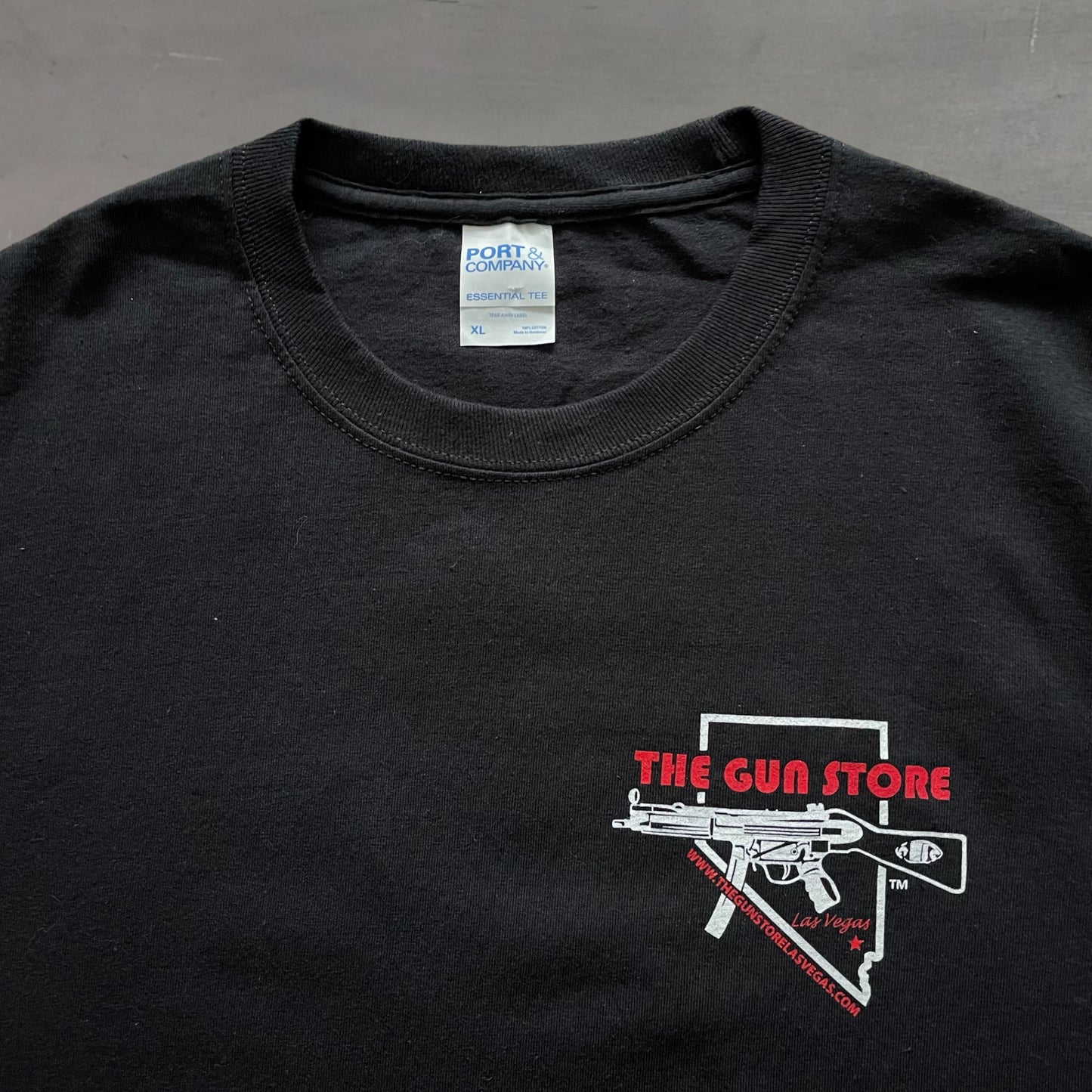 2000s Las Vegas the gun store graphic promo T-Shirt (XL)