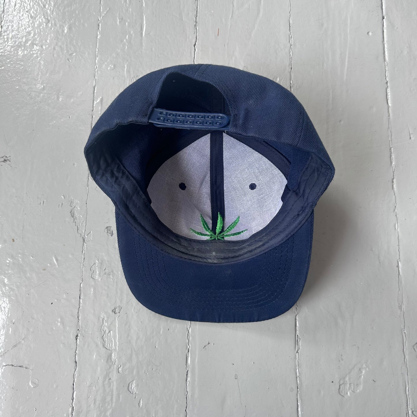 2000s Cannabis leaf cap