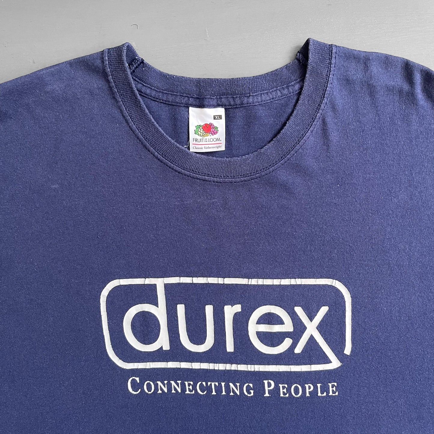 2000s Durex connecting people T-shirt (L/XL)