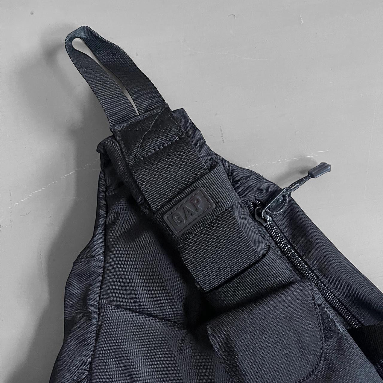 1990s GAP sling bag
