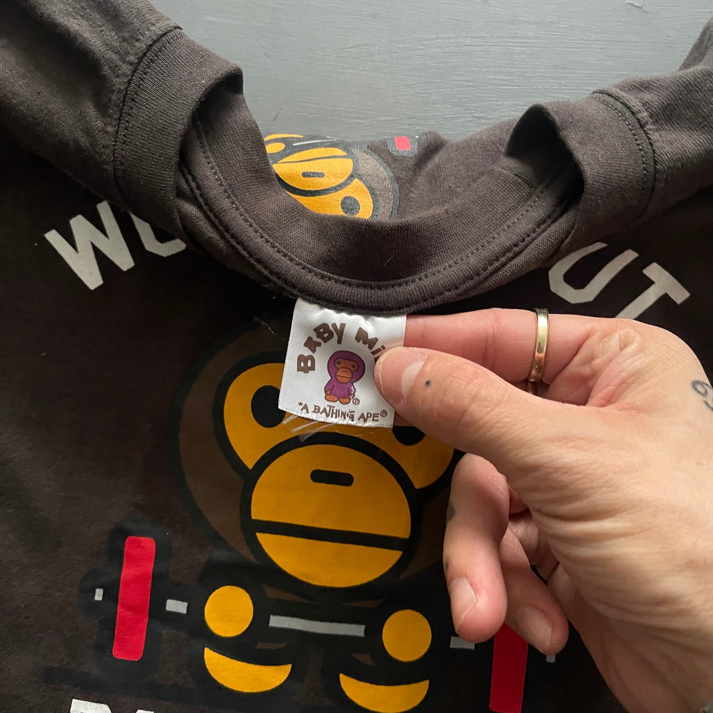 BAPE baby milo working out T-shirt (L/XL)